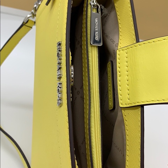 MICHAEL KORS RAYNE SM CROSSBODY SUNSHINE - Picture 7 of 16